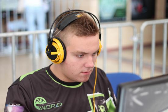 MIBR 和 TNL 被淘汰， Virtus.pro 和 NAVI 继续在 BLAST Bounty Fall 2025： 关闭资格赛中竞争