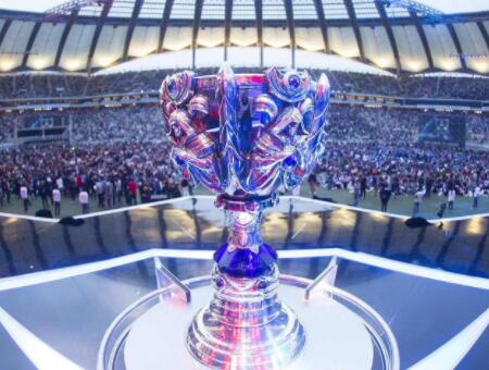 s1mple ： “我会在年底前找到一个新家，因为我想要比赛”