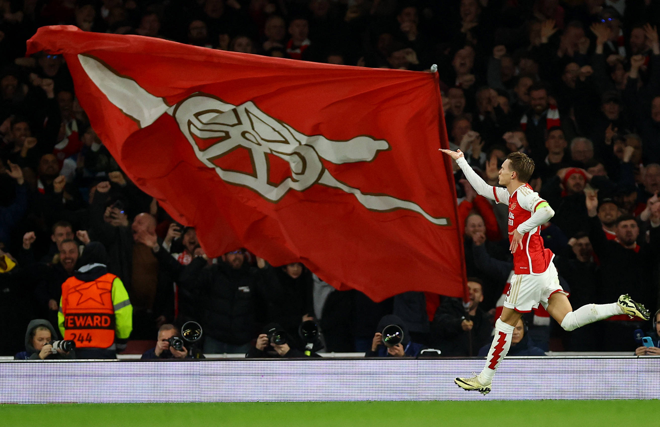 Hanwha Life Esports 和 OKSavingsBank BRION 在 LCK 2025 赛季中获得胜利